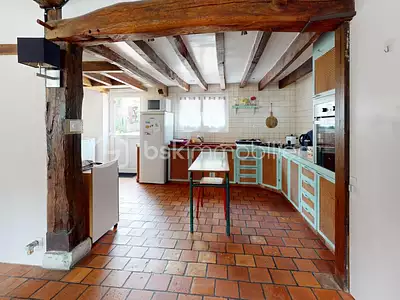Maison, 166 m²