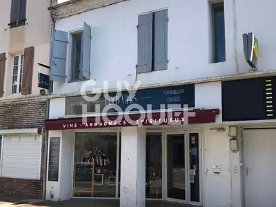Immeuble, 140 m²