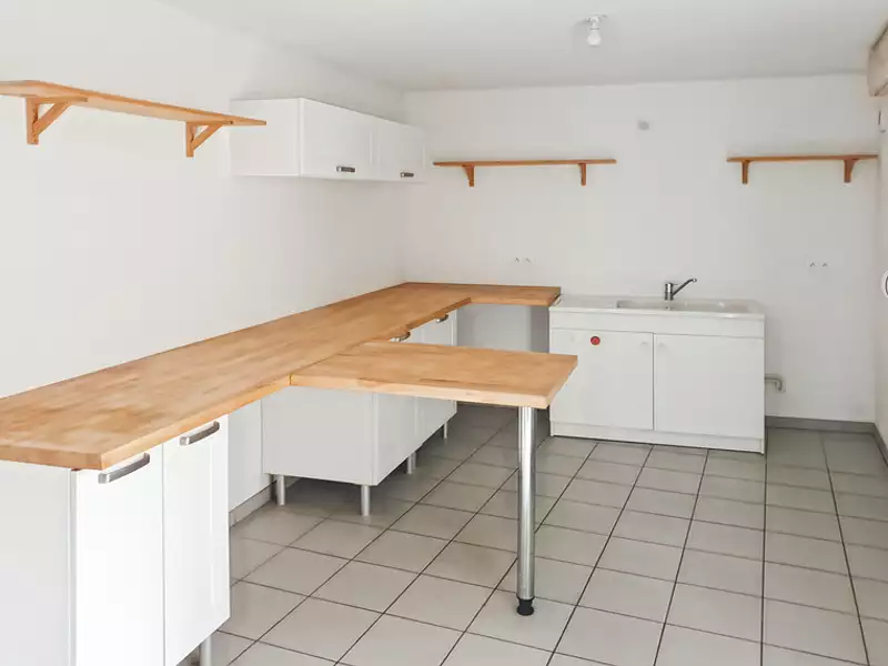 Immeuble, 196 m²