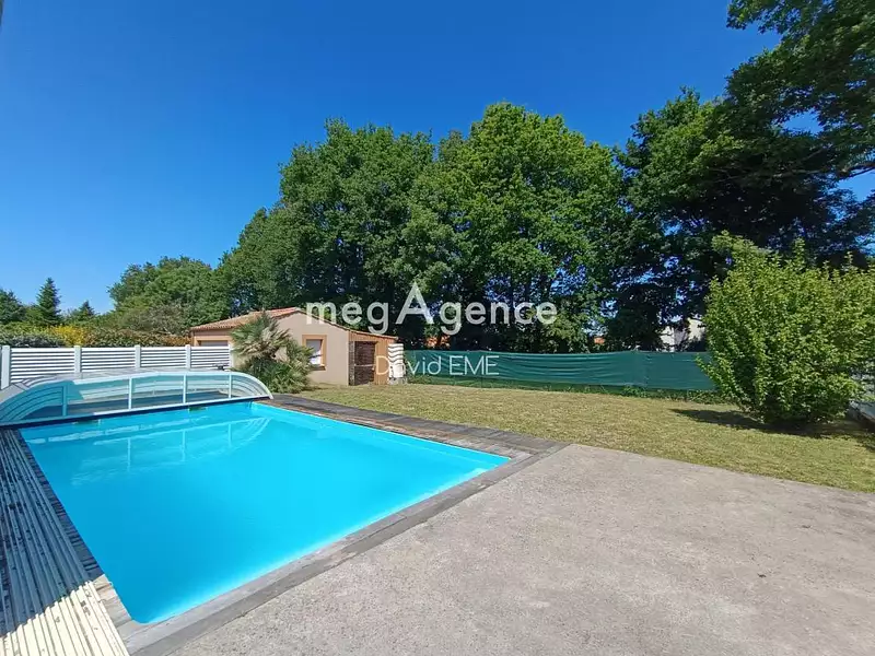 Maison, 175 m²