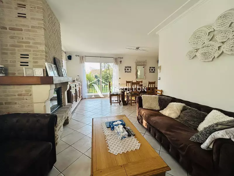 Maison, 89 m²