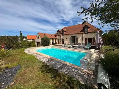 Maison, 270 m²