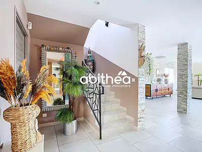 Maison, 181 m²