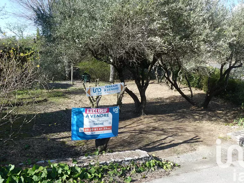 Terrain, 360 m²
