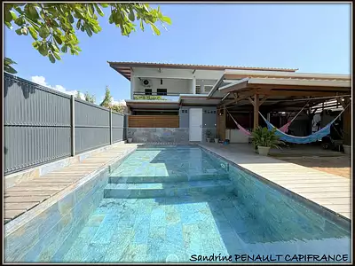 Maison, 246 m²