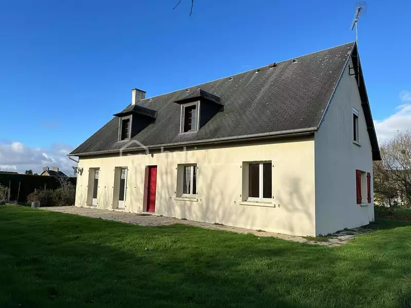 Maison, 163 m²