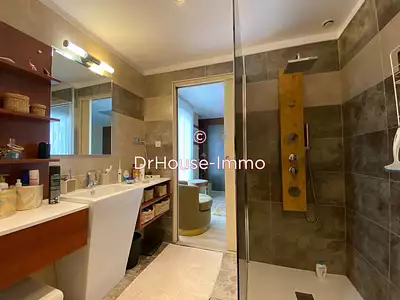 Maison, 260 m²
