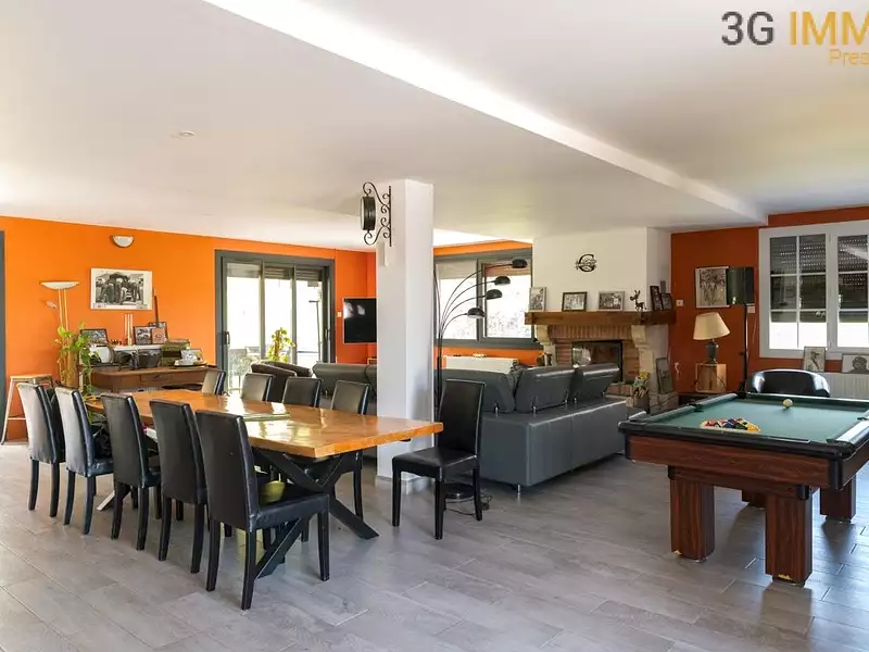 Maison, 540 m²