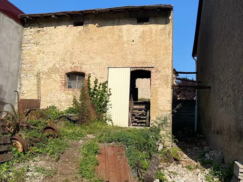 Terrain, 261 m²