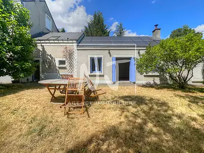 Maison, 204 m²