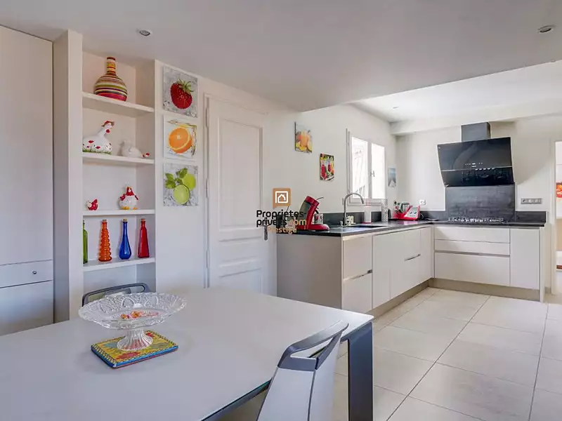Maison, 181 m²