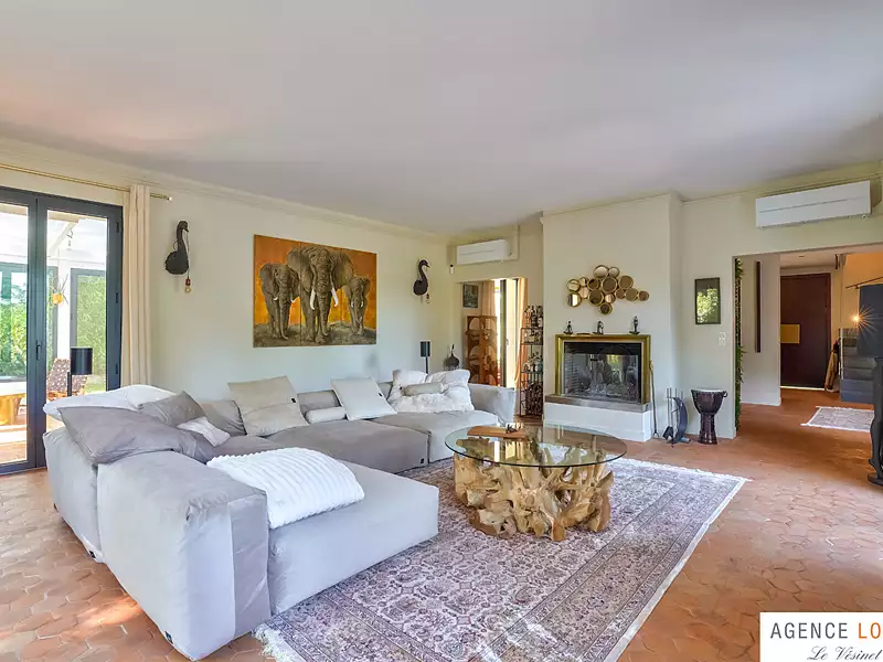 Maison, 300 m²