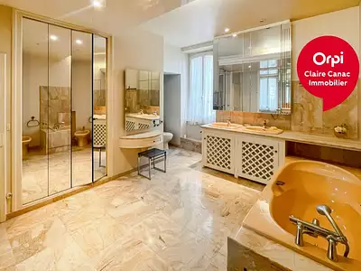 Maison, 437 m²