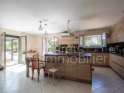Maison, 150 m²