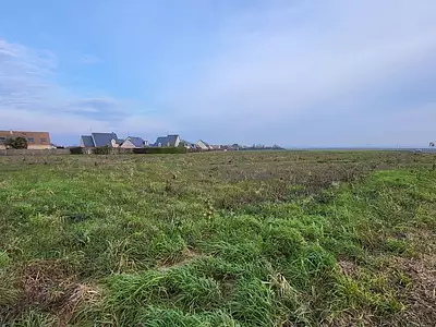 Terrain, 271 m²