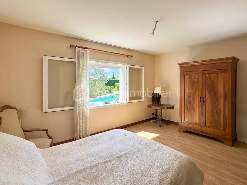 Maison, 237 m²