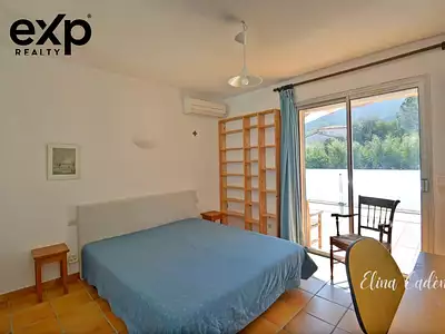 Maison, 225 m²