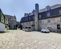 Maison, 1 004 m²