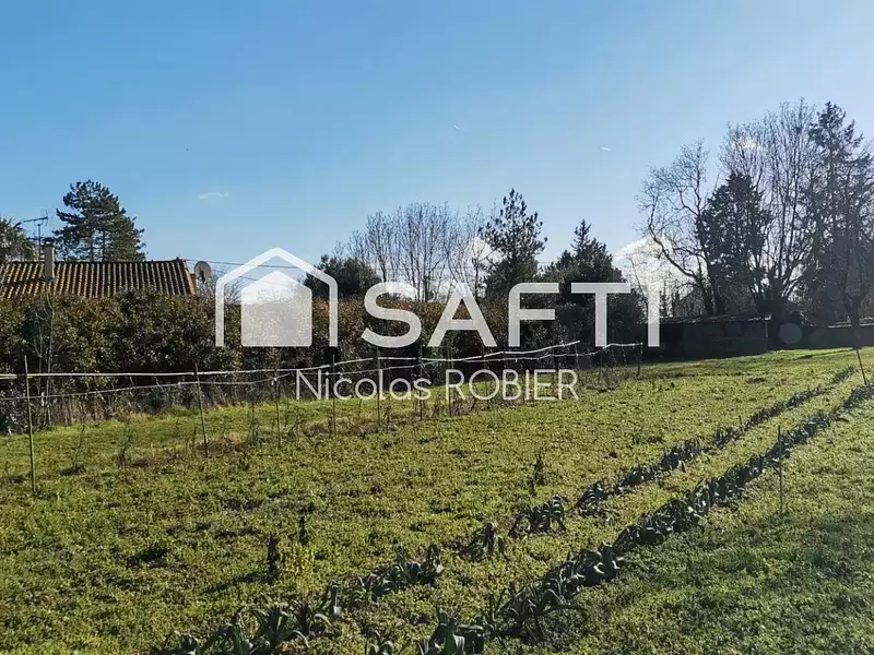 Terrain, 1 243 m²