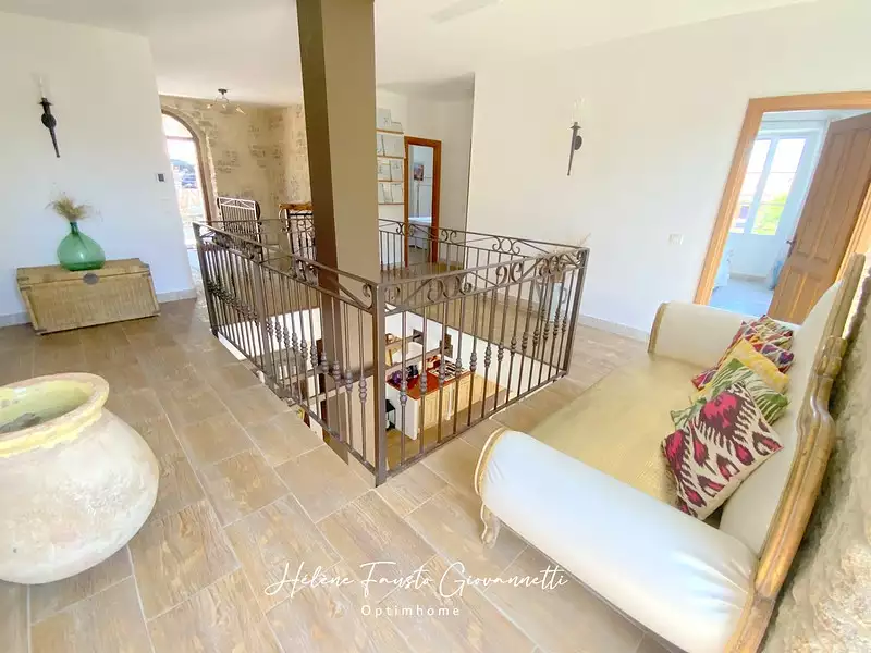 Maison, 175 m²