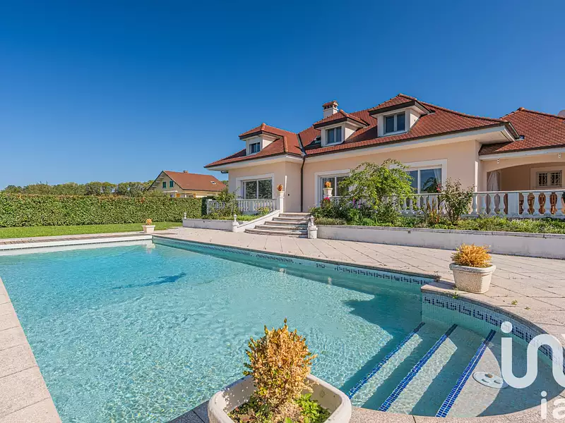 Maison, 300 m²