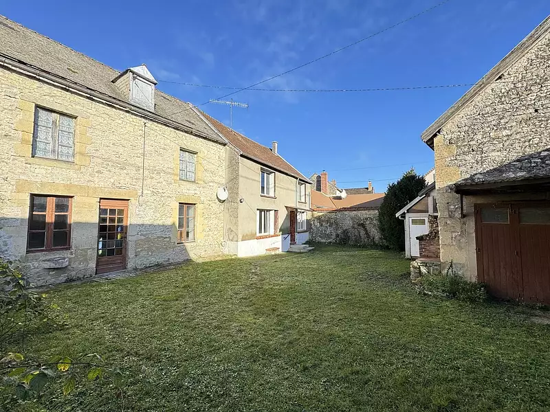 Maison, 240 m²
