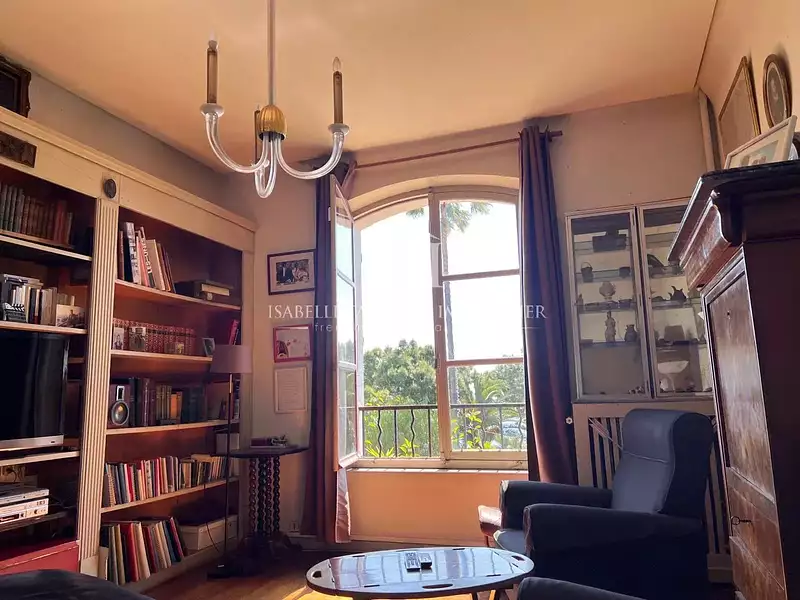 Maison, 280 m²