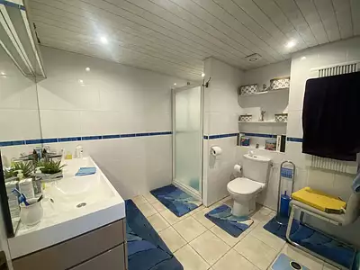 Maison, 215 m²