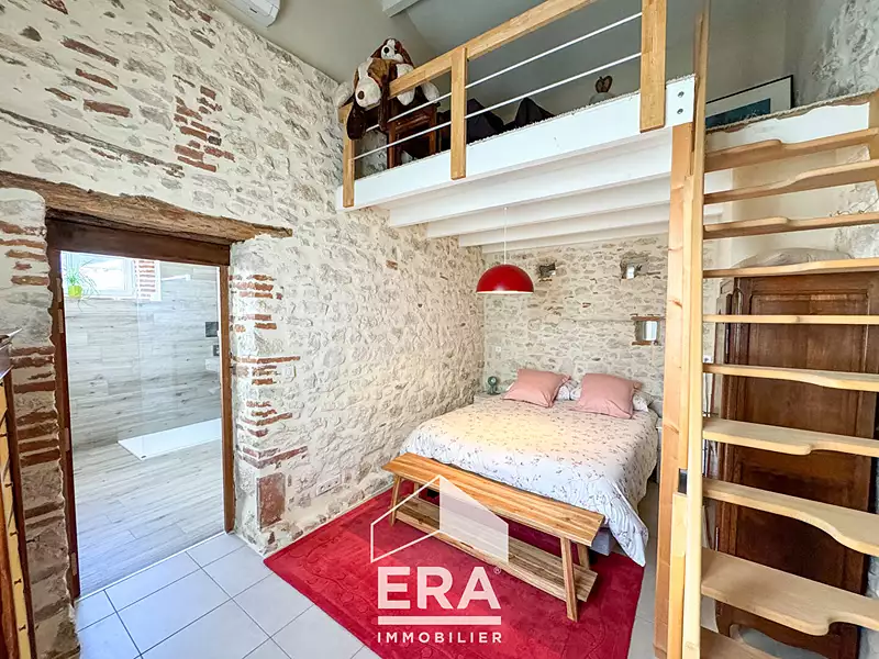 Maison, 250 m²