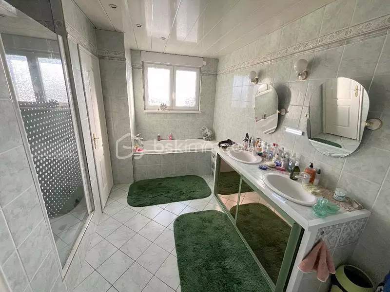 Maison, 136 m²