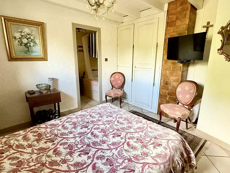 Maison, 245 m²