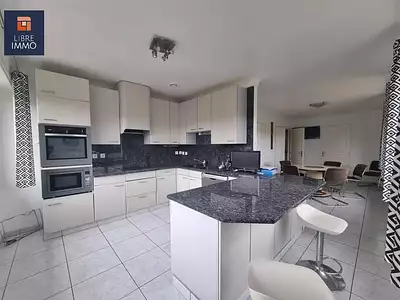 Maison, 282 m²