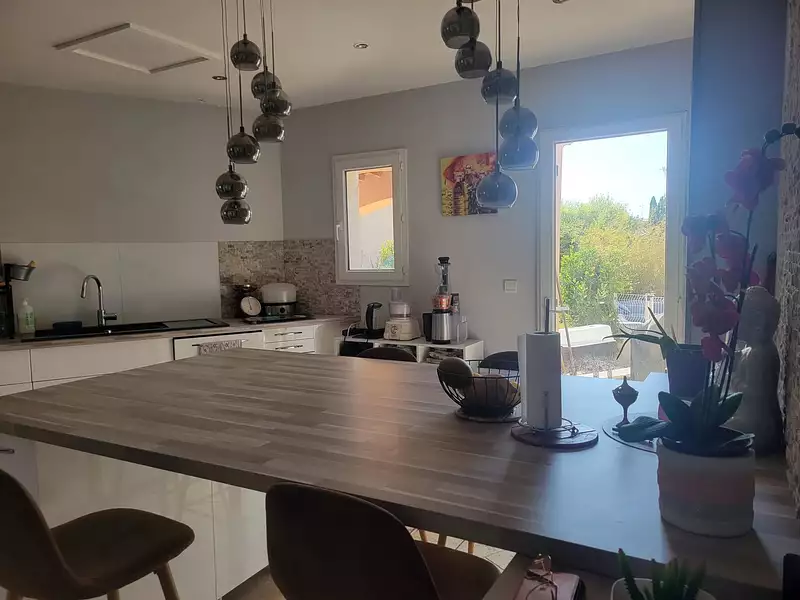 Maison, 174 m²