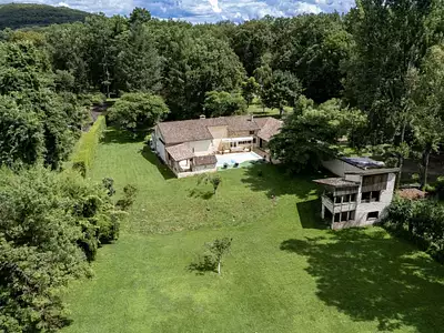 Maison, 210 m²