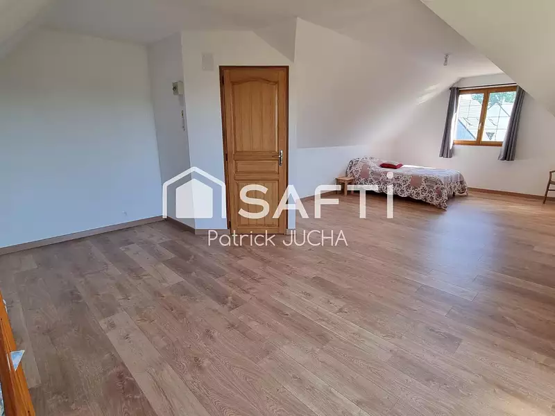 Maison, 274 m²
