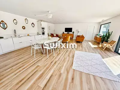 Maison, 191 m²