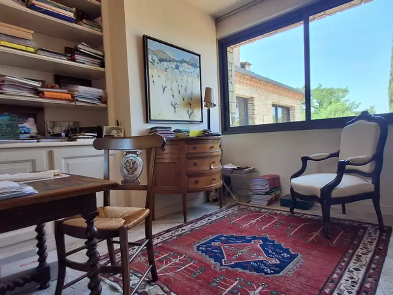 Maison, 235 m²