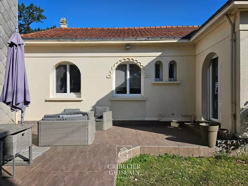 Maison, 158 m²