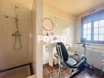 Maison, 157 m²