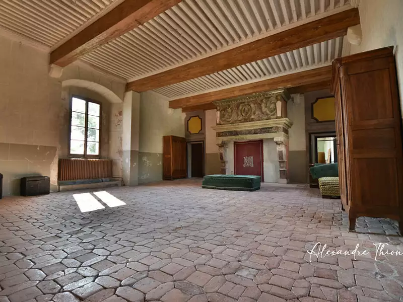 Maison, 1 500 m²