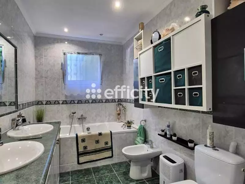 Maison, 105 m²