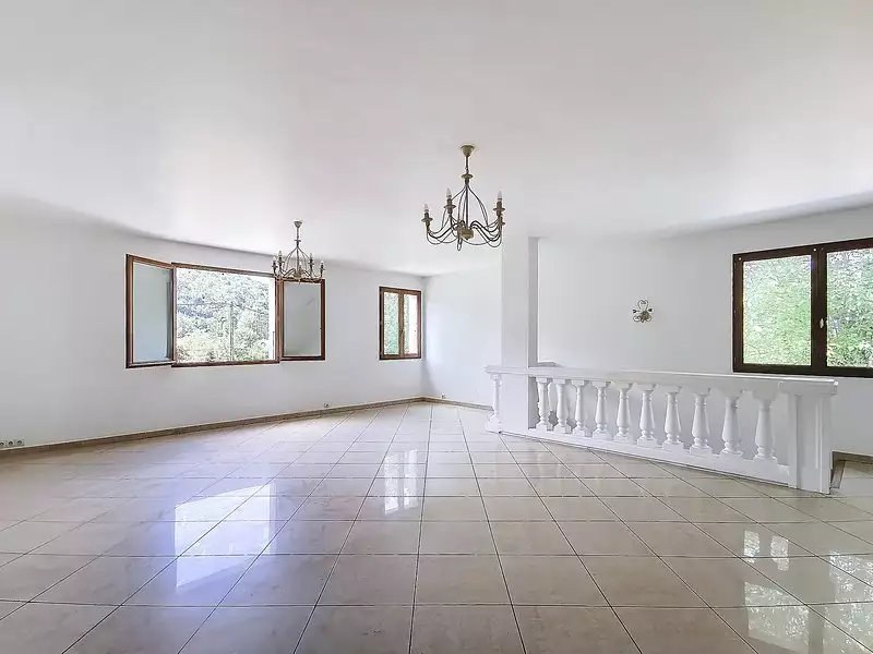 Maison, 180 m²