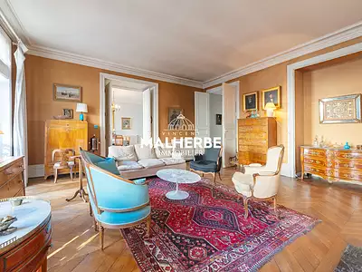 Appartement, 369 m²