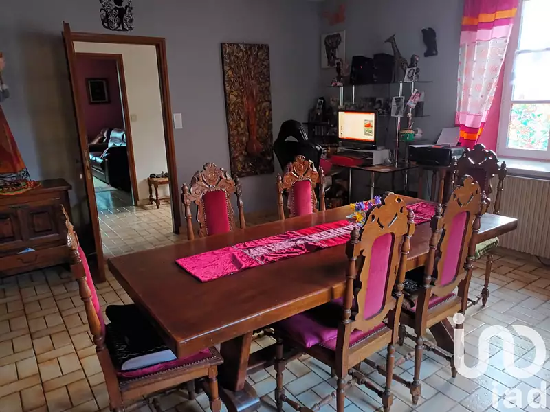 Maison, 240 m²