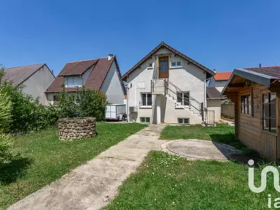 Maison, 151 m²