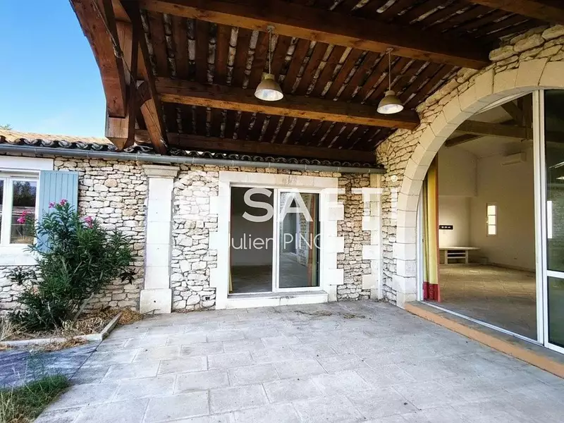 Maison, 180 m²