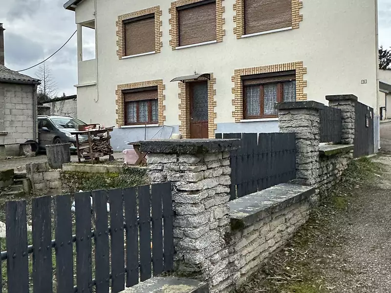 Maison, 235 m²