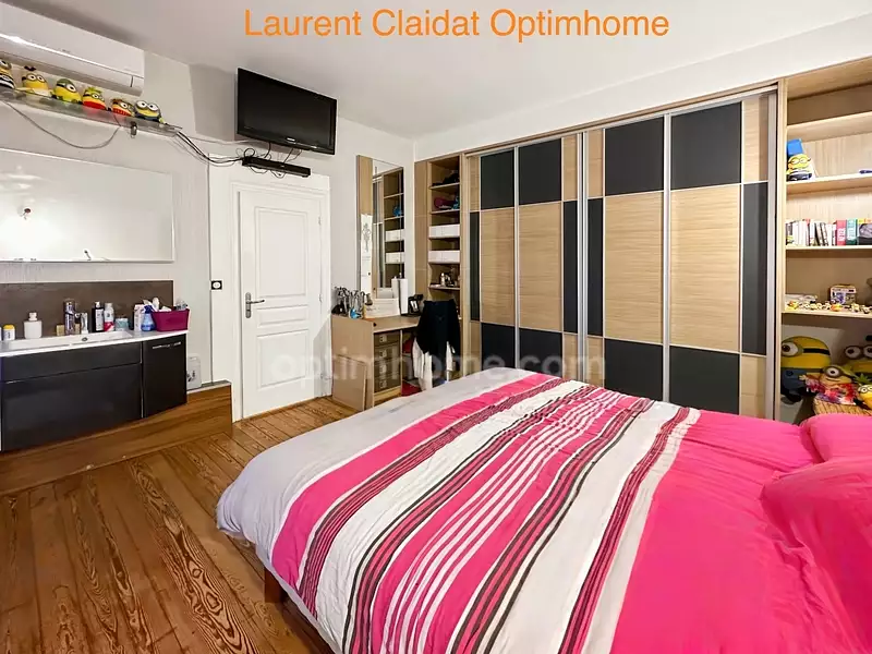 Maison, 244 m²