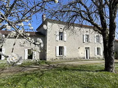 Maison, 215 m²