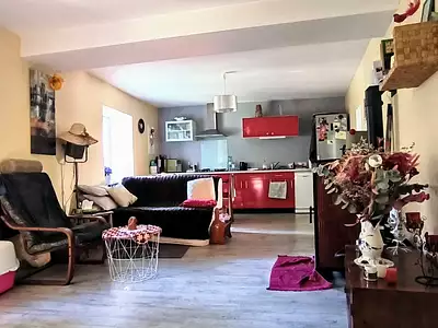 Maison, 904 m²